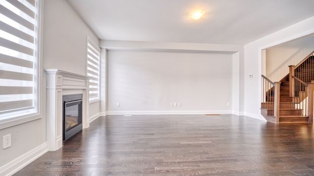 For Lease - 21 Corley Street, Kawartha Lakes, Ontario - Photo 1