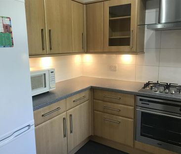 3 bedroom maisonette to rent - Photo 5