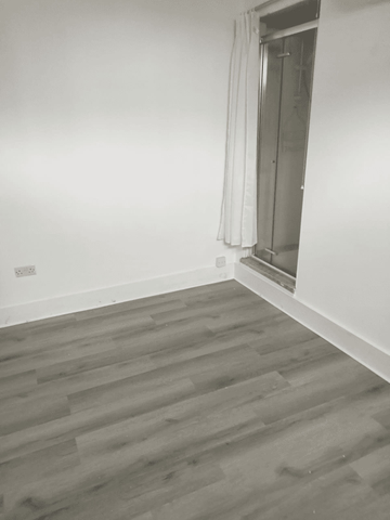 Hoppers Road, London, N13 - Photo 3