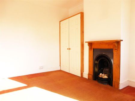 St Michaels Road, Yeovil - Photo 5