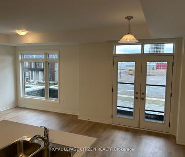For Lease - 28 Esquire Way, Whitby, Ontario - Photo 6