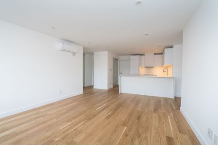 240 Oriole Parkway - Photo 4