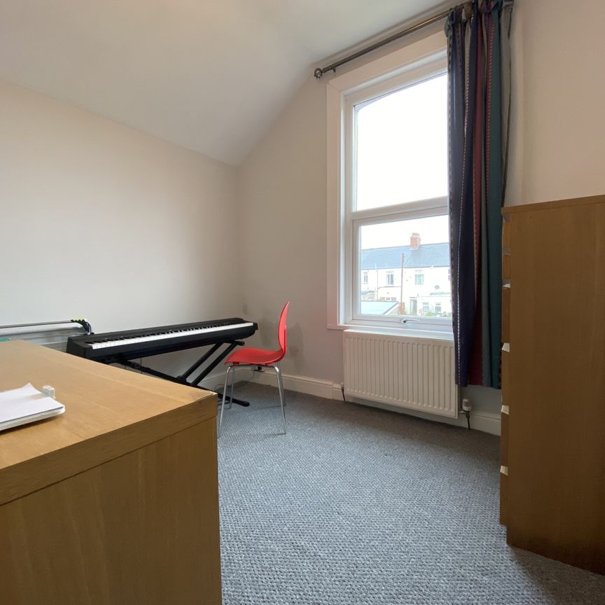 Newfoundland Road, Heath - Photo 1