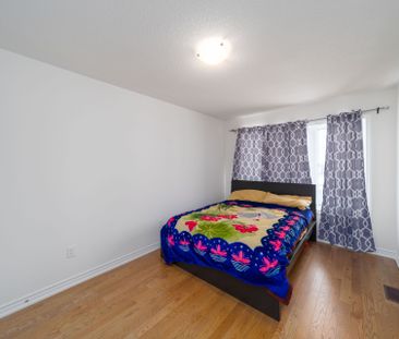 For Lease - 82 Phoenix Boulevard, Barrie, Ontario - Photo 6