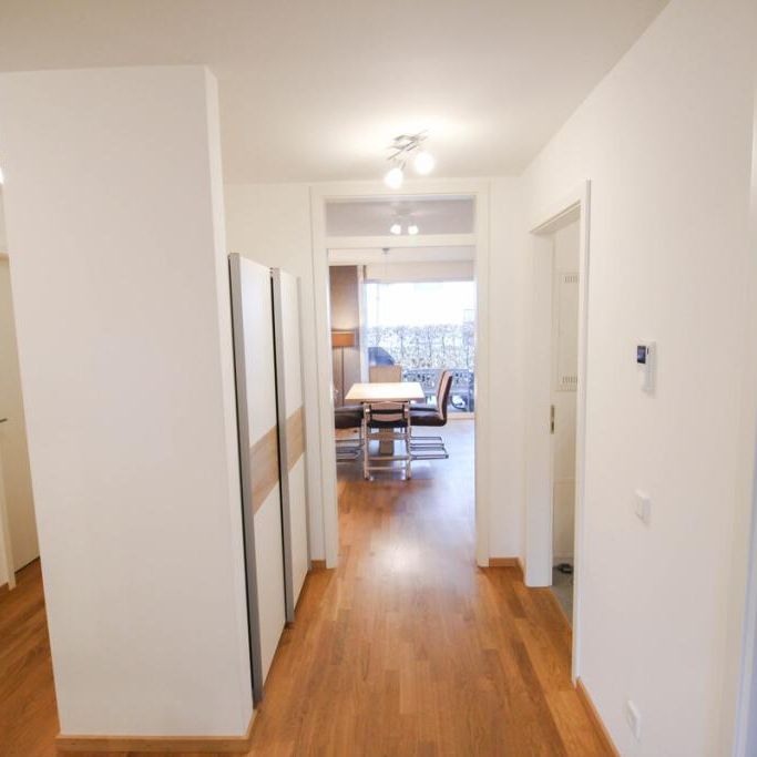 Innenstadtnah | Hochwertige 3-Zi.-EG-Wohnung mit Gartenanteil & überdachter Terrasse | 2 TG-Plätze - Foto 1