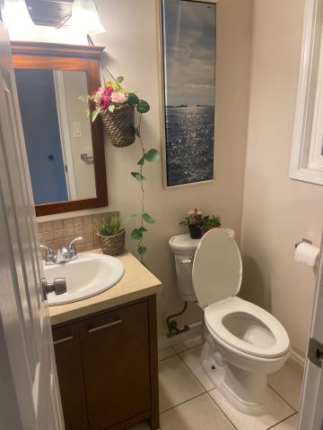 For Lease - 35 Moonlight Lane, Richmond Hill, Ontario - Photo 2