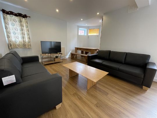 Chestnut Avenue, Hyde Park, LS6 1BA, Leeds - Photo 1
