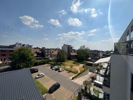 Appartement te huur - Foto 2