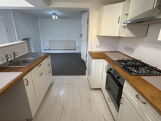 Old Brookend, Berkeley - Photo 1