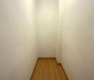2-Zimmer-Wohnung mit Balkon und Garage in Alt-Oberhausen - Photo 1