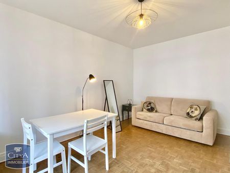 Location Appartement 1 pièce 28m² TOURS 37000 - Photo 3