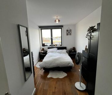 2 bedroom flat to rent - Photo 3