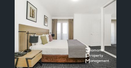 Stylish Fully Furnished Apartments in Prime Kew Location – Pool, Parking, All Bills Included! - Photo 5