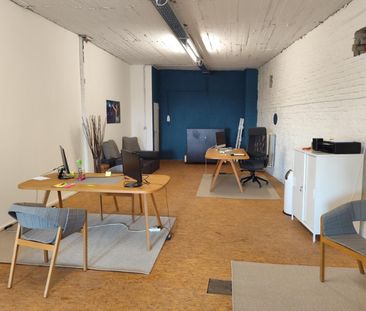 Centraal gelegen atelierruimte/kantoor ca. 70m2 op de 3eV in achter... - Foto 2