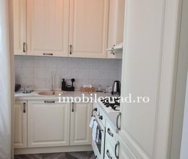 Apartament in stil unic, langa Primaria Arad, amenajat cu designer,... - Photo 2