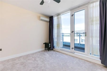 2 bedroom flat in 63-75 Glenthorne Road - Photo 5