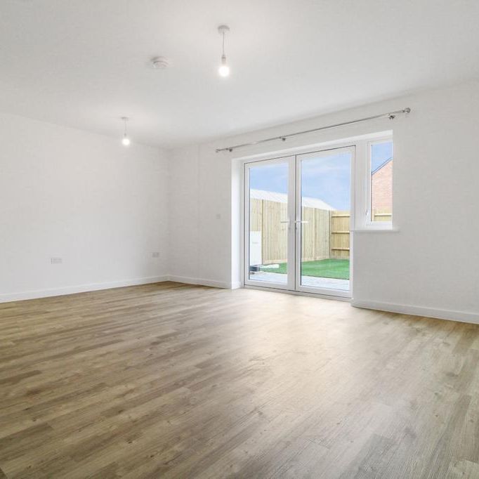 3 bedroom end of terrace house to rent - Photo 1