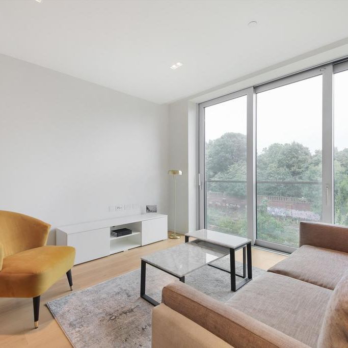 3 bedroom flat to rent - Photo 1