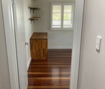 Wynnum West - Photo 6