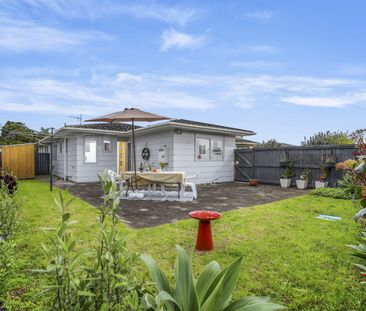 Charming two-bedroom Unit! - Photo 5