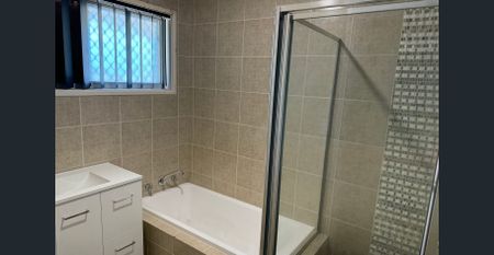 NEAT AND TIDY - Photo 5