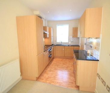 2 bedroom terraced house to rent - Photo 4