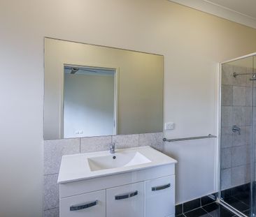 3 Bedroom in great location - Photo 3