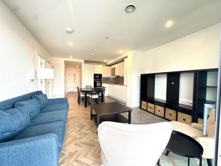 3 bedroom apartment to rent - Photo 2