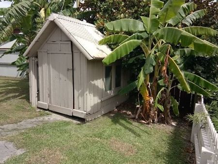 3 bedroom 2 bathroom family home - Photo 4