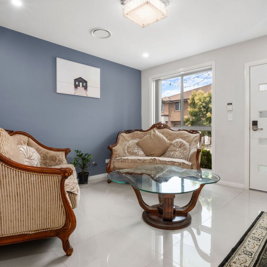 Convenient & Superbly Located! - Photo 1