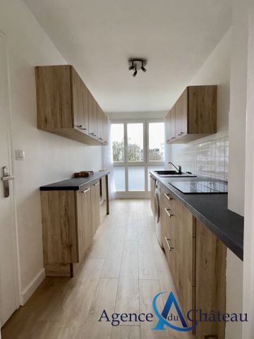 Location Appartement 2 pièces 60m² COMPIEGNE 60200 - Photo 2