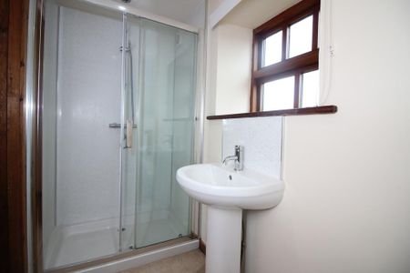 4 bedroom barn conversion to rent - Photo 4