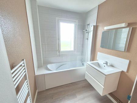 A louer Appartement F3 50160 Torigny Les Villes 3 pi�ce(s) 62.20 m2 - Photo 4