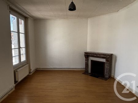 Location Appartement 3 pièces 80m² COULOMMIERS 77120 - Photo 2