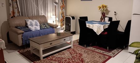 Broadbeach Waters - Photo 4