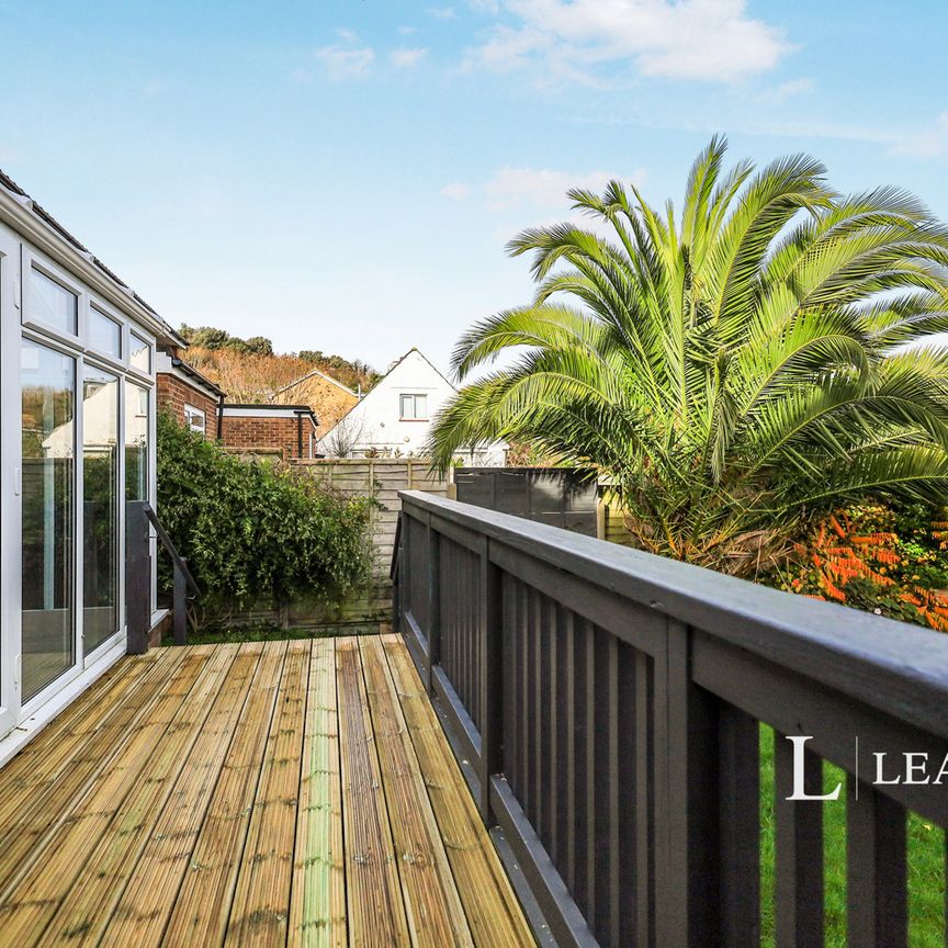 3 bedroom house to rent Bracken Road, Eastbourne, East Sussex, BN20 - Photo 1