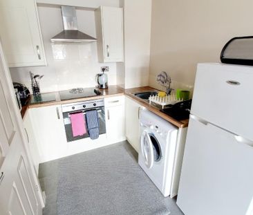 1 bedroom flat to rent - Photo 4