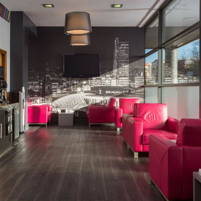 Leeds City West - Grande Studio, Burley, LS3 1JB - Photo 1
