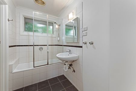 6/55A Coorigil Road, Carnegie VIC 3163 - Apartment For Rent | Domain - Photo 2