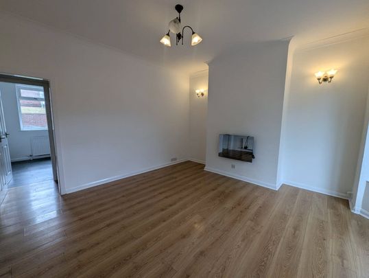 Broadstone Hall Road South, Reddish, Stockport, SK5 7DE - Photo 1