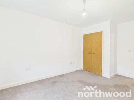 Victoria Crescent, Ashford, Ashford, TN23 - Photo 2
