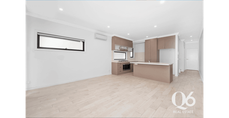 Beautiful Family Home with Lake View!! - Photo 5