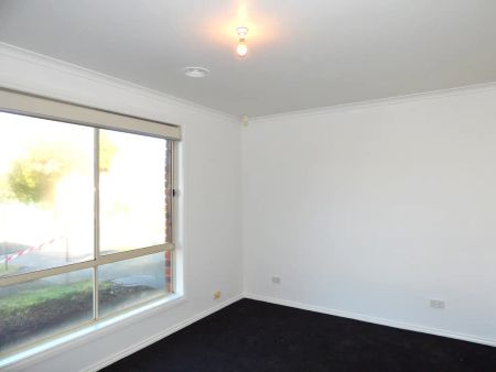 “Bright, Spacious and Comfortable!” - Photo 2