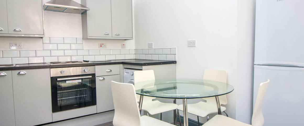 Redgrave Street Room 1 (Double En-suite) - Photo 1