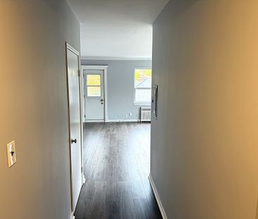 For Lease - 1315 Bayview Avenue Unit# 305, Toronto, Ontario - Photo 3