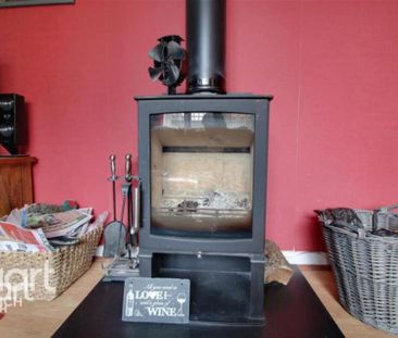 3 bedroom semi-detached house to rent - Photo 3