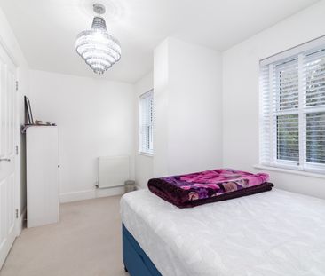 5 Bed Terraced House, St. Augustines Avenue, CR2 - Photo 6