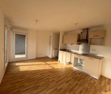 Location Appartement 2 pièces 43m² - Photo 4