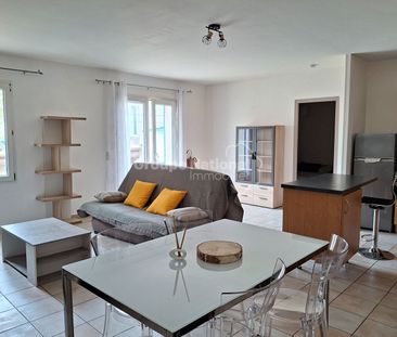 CHATEAURENARD centre, appartement type 2 meublé avec terrasse, - Photo 1