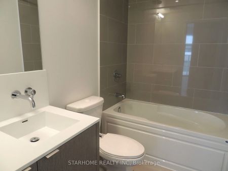 88 Harbour Street #1902 - Photo 4
